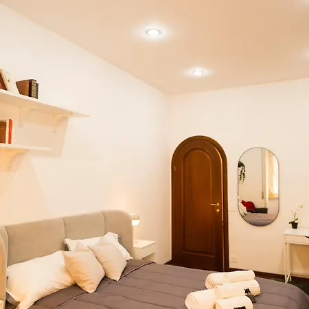 Vatican Prati Grand House Center *