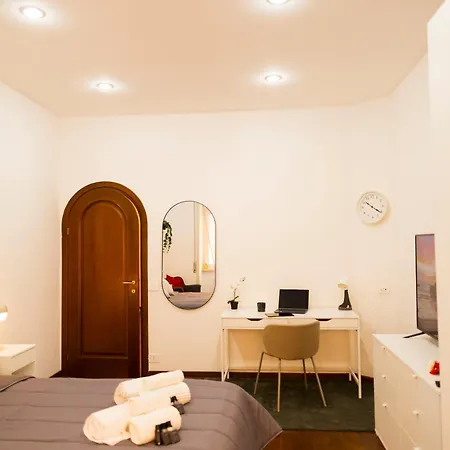 Vatican Prati Grand House Center アパート